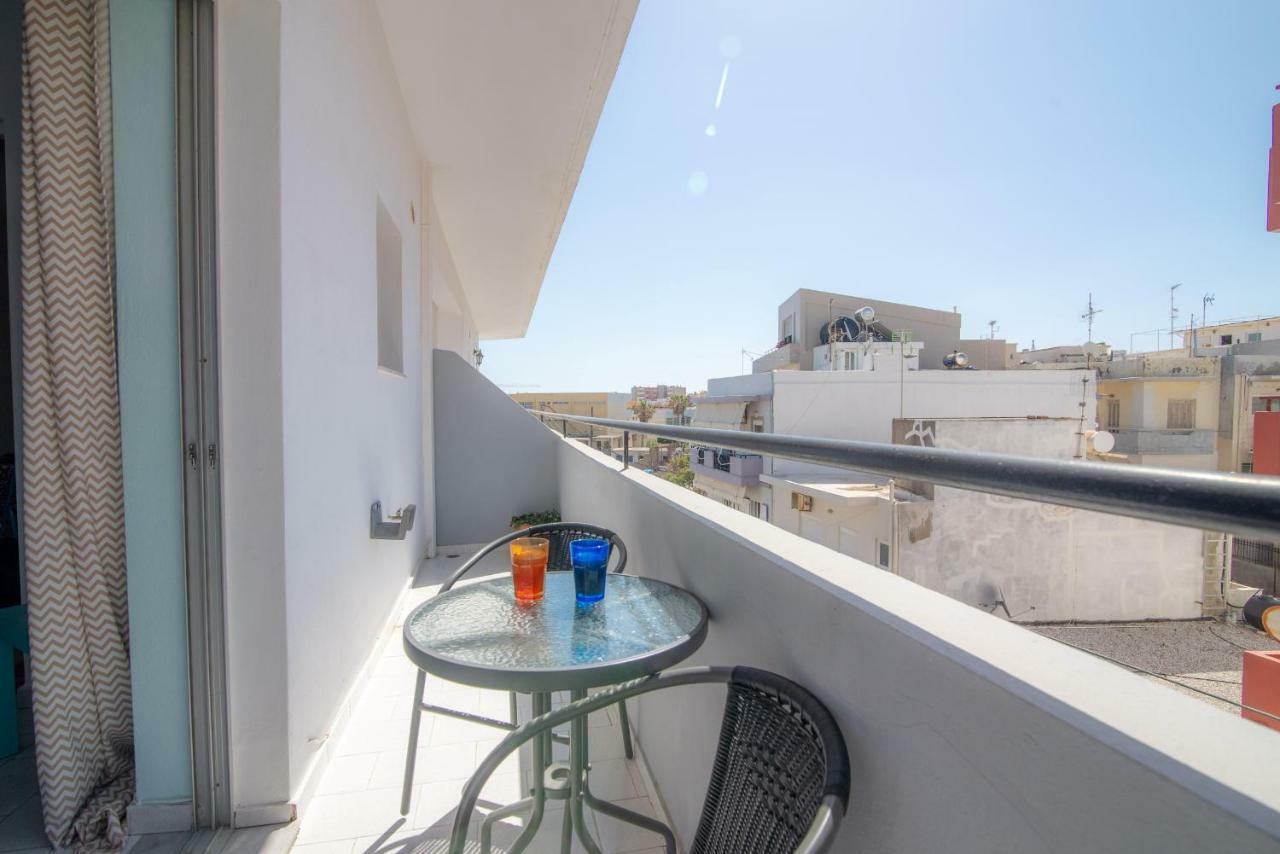 3Rd Floor Apartment Next To The Beachfront Heraklion  Bagian luar foto
